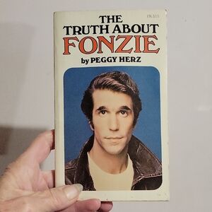 1976~The Truth About Fonzie Book